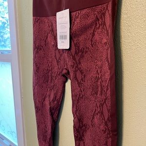 Fabletics exercise legging